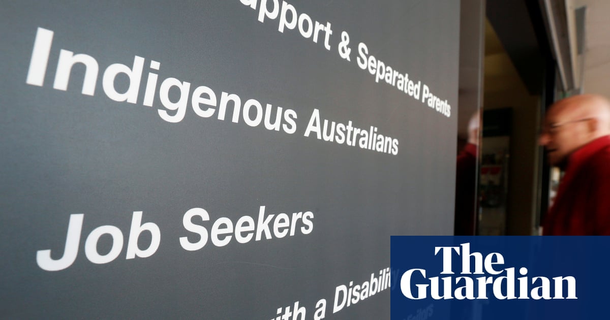 Hundreds of jobseeker payments cancelled illegally by government IT system, watchdog finds | Welfare