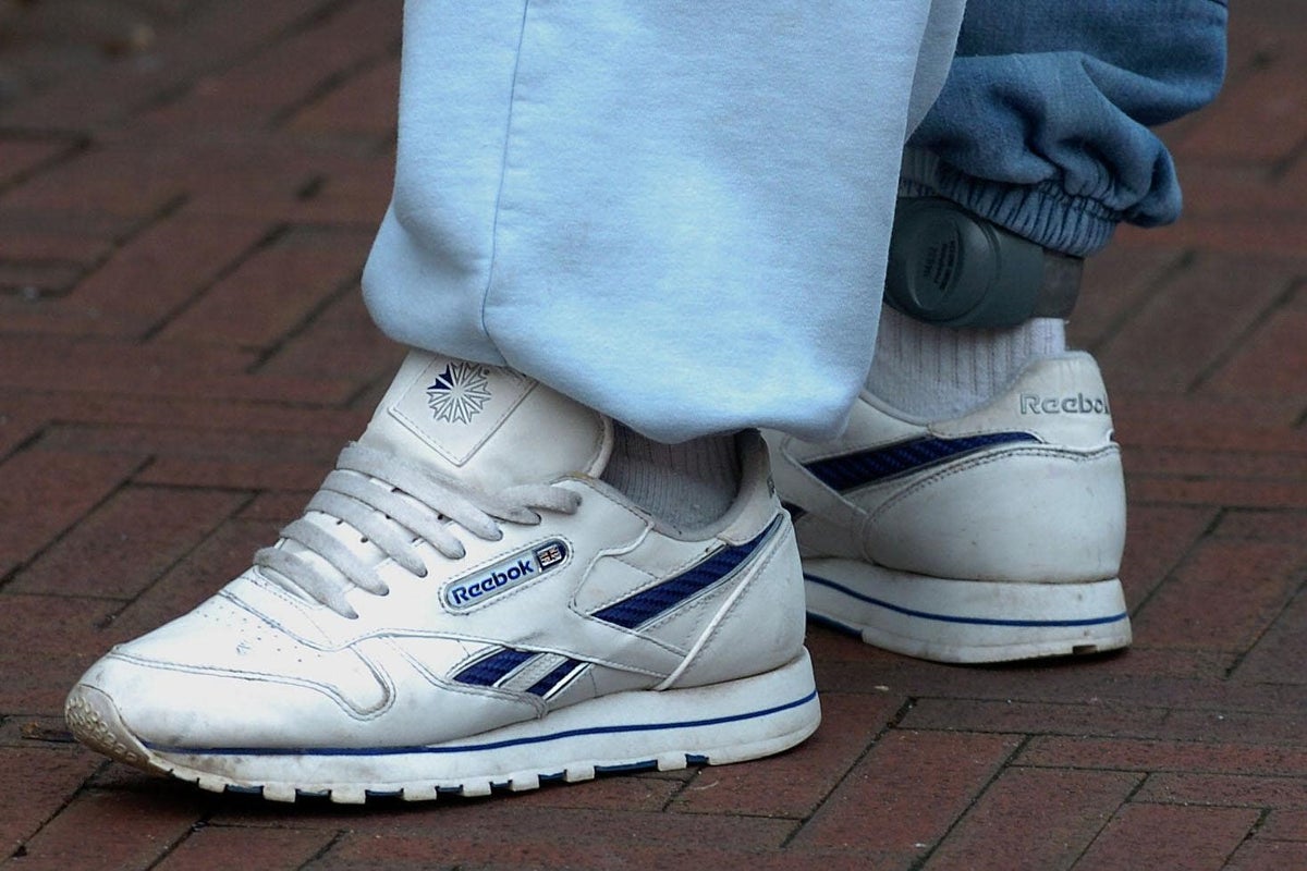 Only 16% of UK firms are recruiting ex-offenders, research suggests