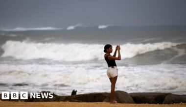 Hurricane Erin threatens US East Coast with life-threatening waves