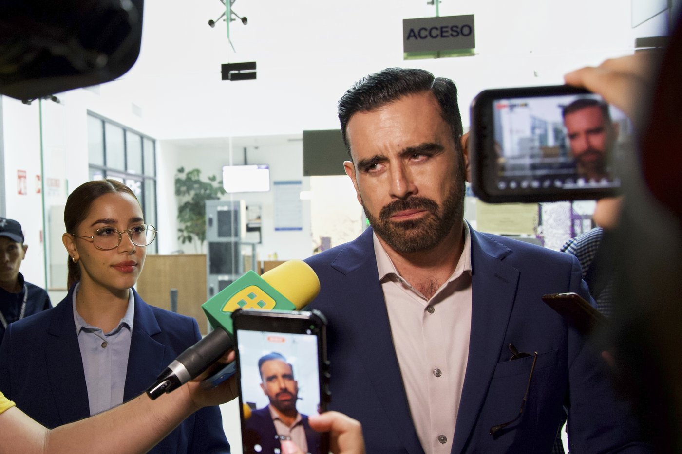 Boxer Julio César Chávez Jr. released from prison in Mexico, awaiting trial over alleged cartel ties