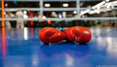 Two boxers die from brain injuries at Tokyo event – DW – 08/10/2025