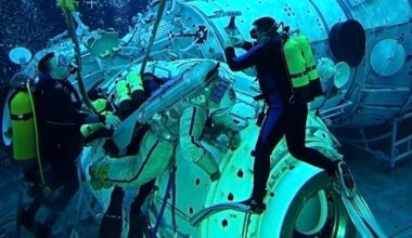 China plans to build a “deep-sea space station” 6560 feet deep, set to be completed by 2030.