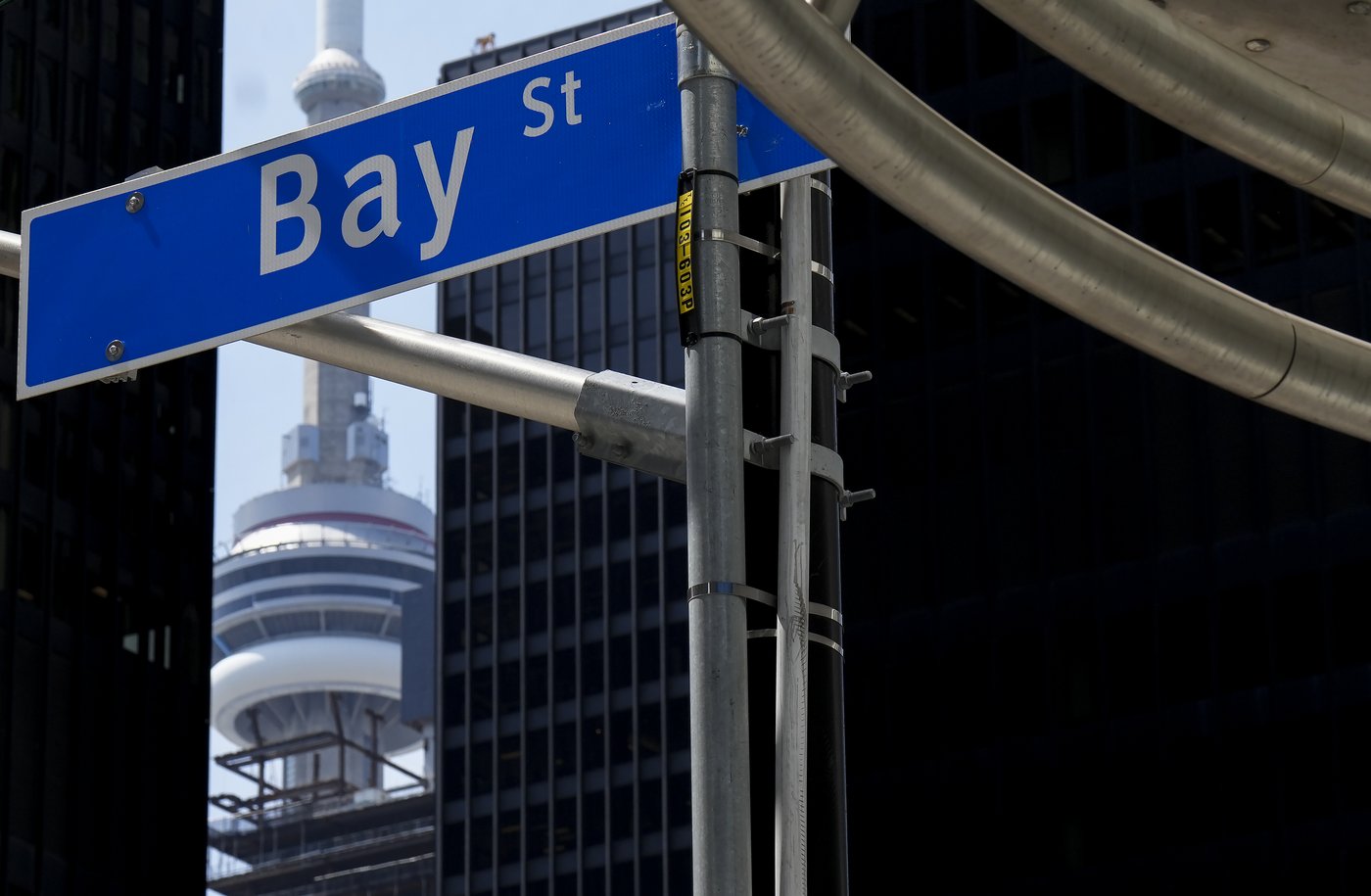 S&P/TSX composite up, U.S. stock markets mixed in late-morning trading