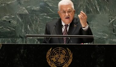 Can the US legally ban Mahmoud Abbas and the PA from the UN General Assembly?