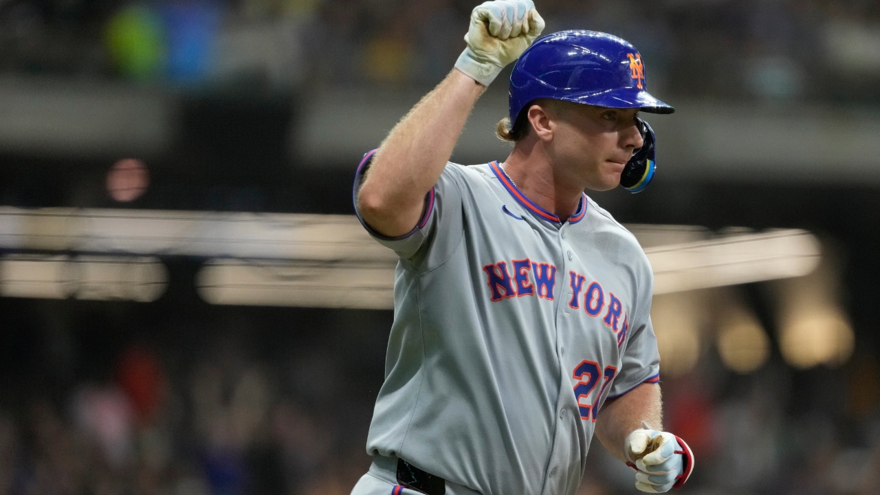 Pete Alonso ties Mets all-time home run record