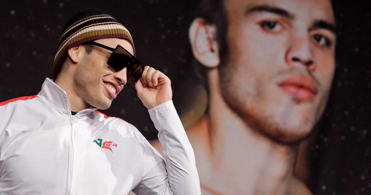 Boxer Chavez Jr. enters Mexican prison after U.S. arrest - CTV News