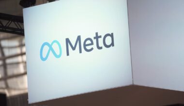 Meta signs over US$10 billion cloud deal with Google, source says - CTV News