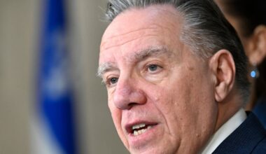Ban on public prayer: Muslim group says Quebec’s move targets community - CTV News