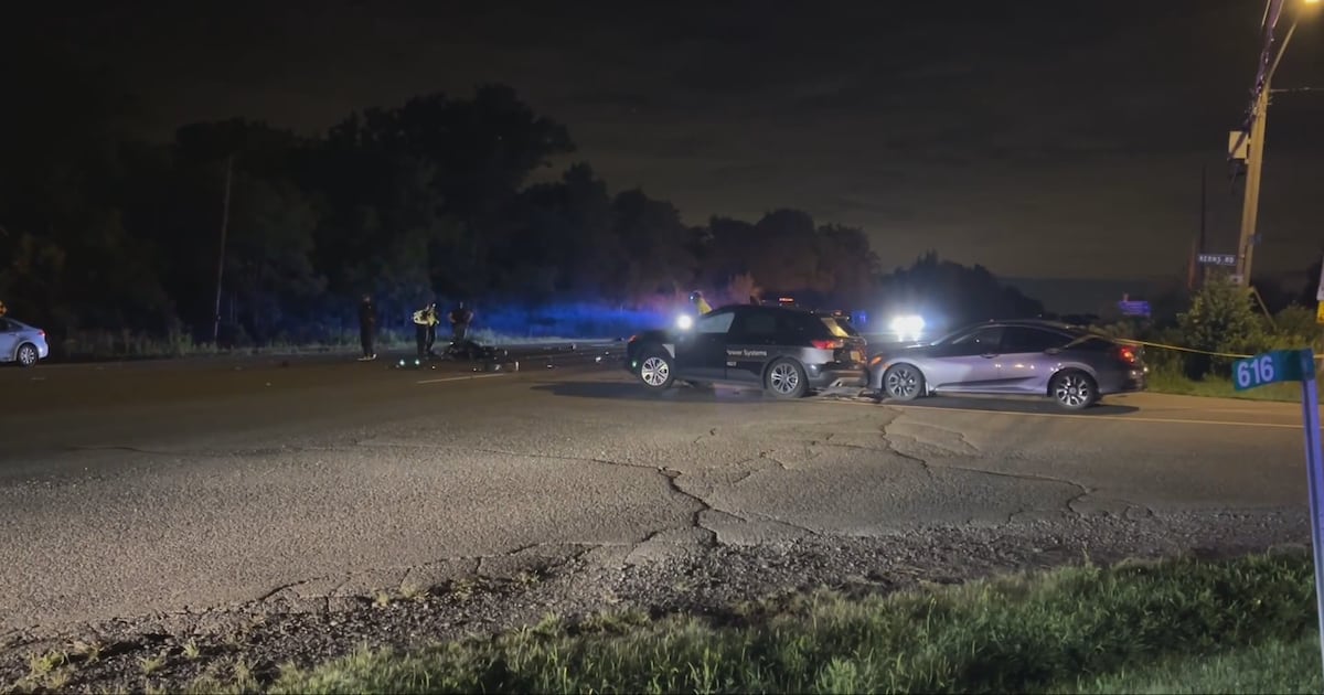 Burlington crash leaves 19-year-old motorcyclist dead