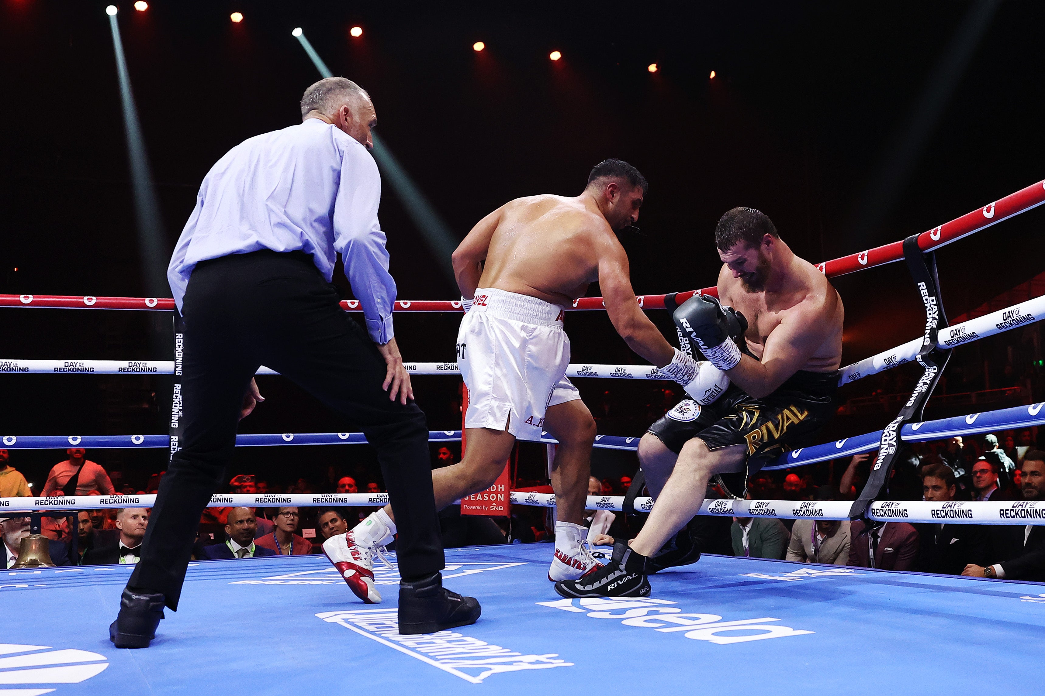 Arslanbek Makhmudov (right), pictured during his loss Agit Kabayel, remains a dangerous opponent