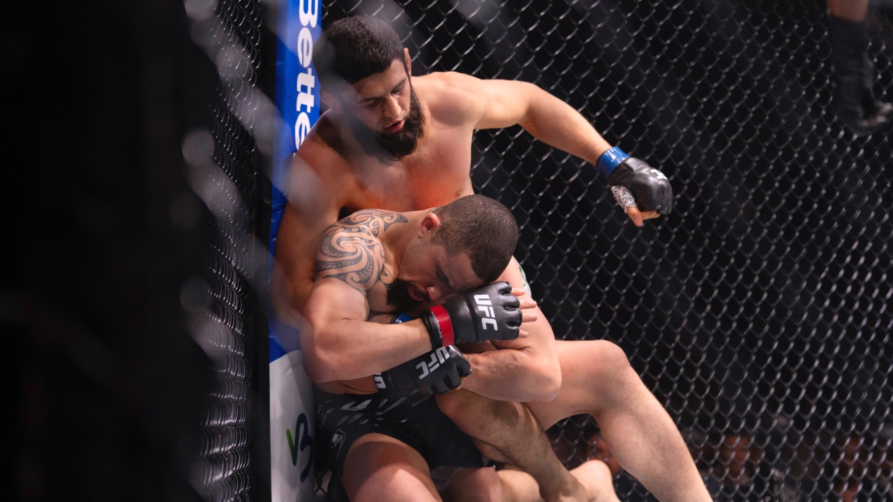 UFC 319 Cage Locks: Du Plessis enters title defence as underdog vs. Chimaev