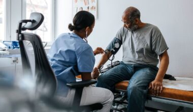 New blood pressure guidelines recommend skipping alcohol and an earlier start to treatment - CTV News