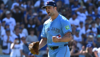 Clement's homer, Fluharty's escape lift Blue Jays over Dodgers in wild finale