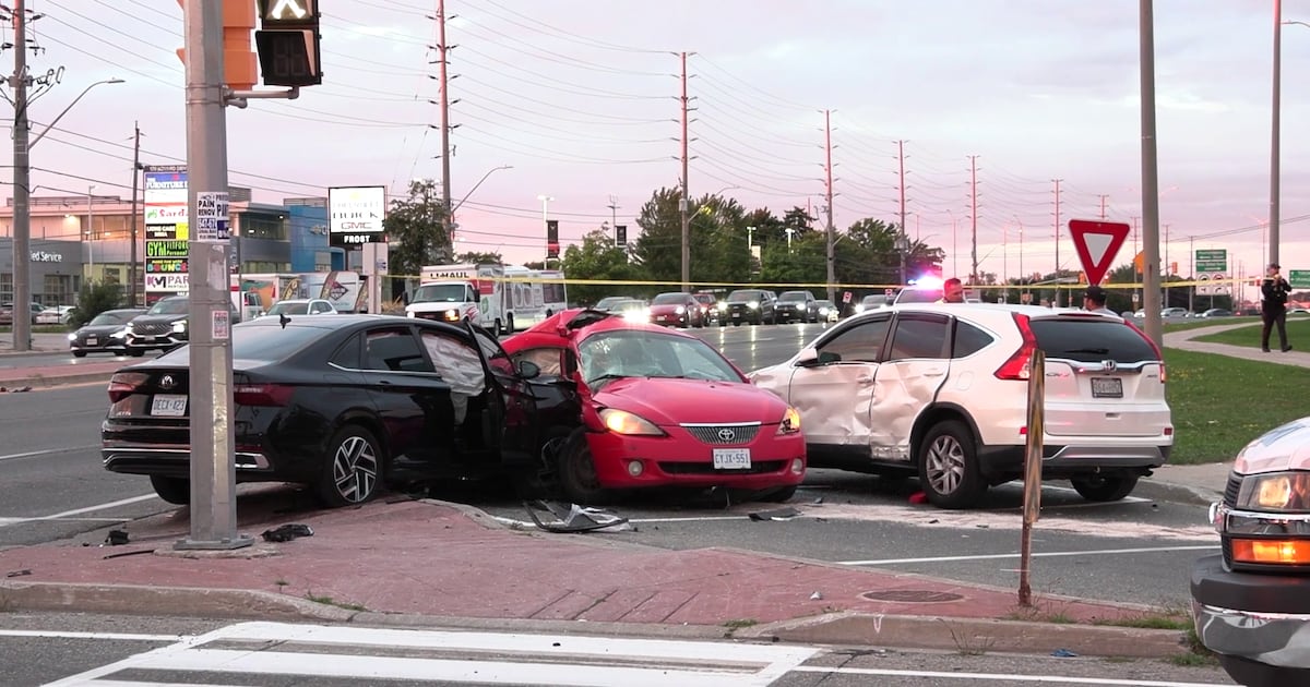 Brampton collision: 1 person seriously injured