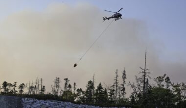 Pilot conscious, talking after helicopter crash at Long Lake wildfire