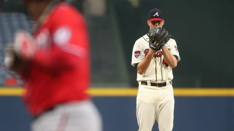 Braves' 3.10 ERA pitcher announces retirement after 12 MLB seasons image
