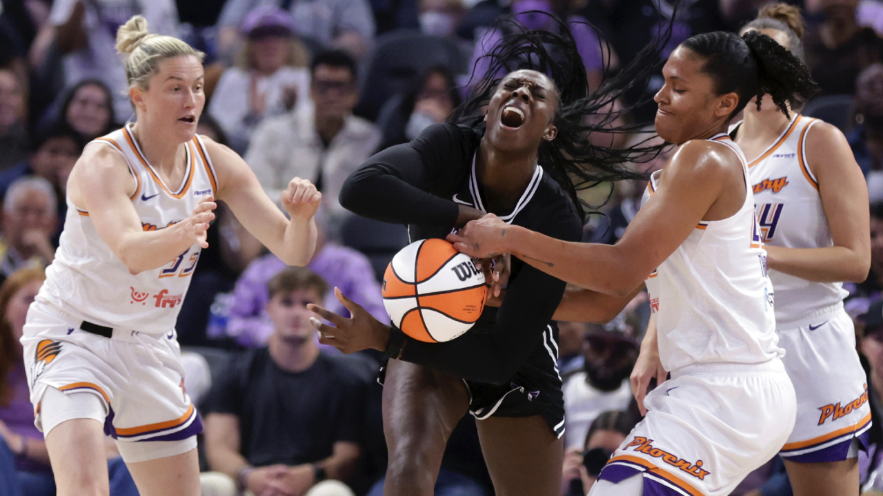 Copper scores 25 points, Mercury come from behind to beat Valkyries