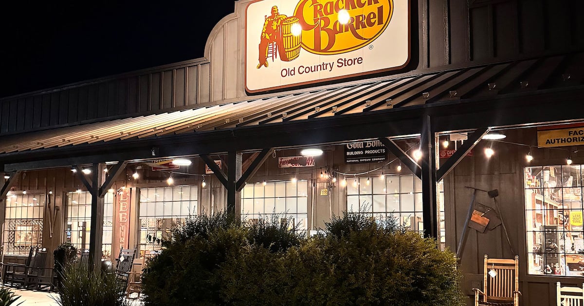 Cracker Barrel says it ‘could’ve done a better job’ with controversial new logo that tanked its stock - CTV News