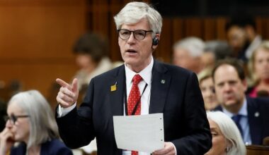 Natural resources minister presses case for Canadian LNG exports to Europe