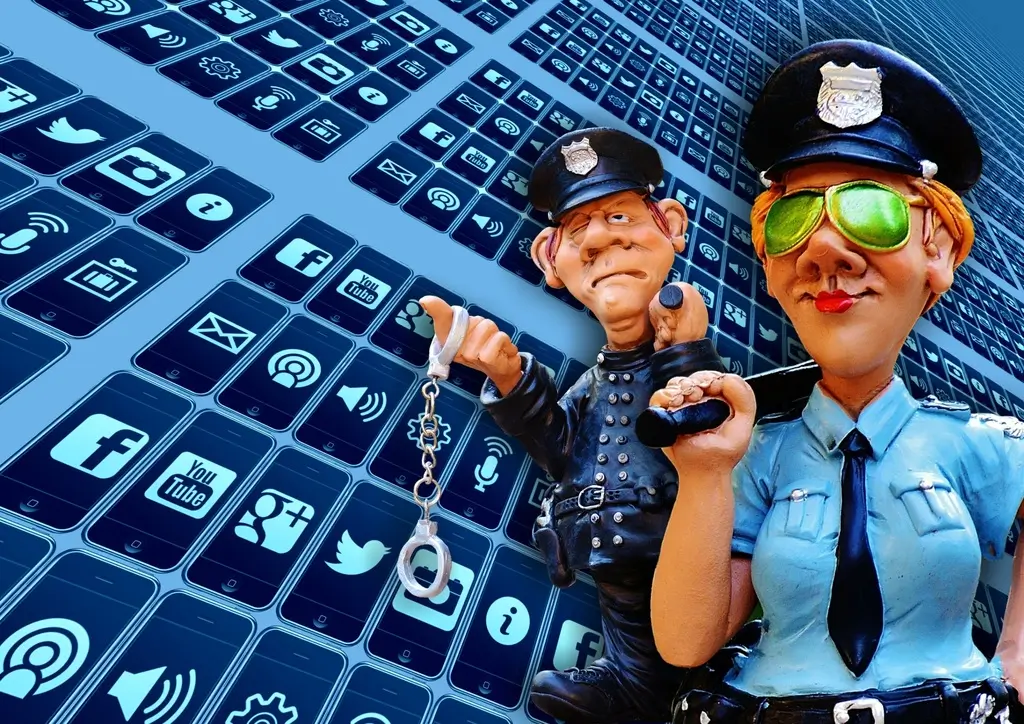 Who Should Regulate the Internet? – Outside the Beltway