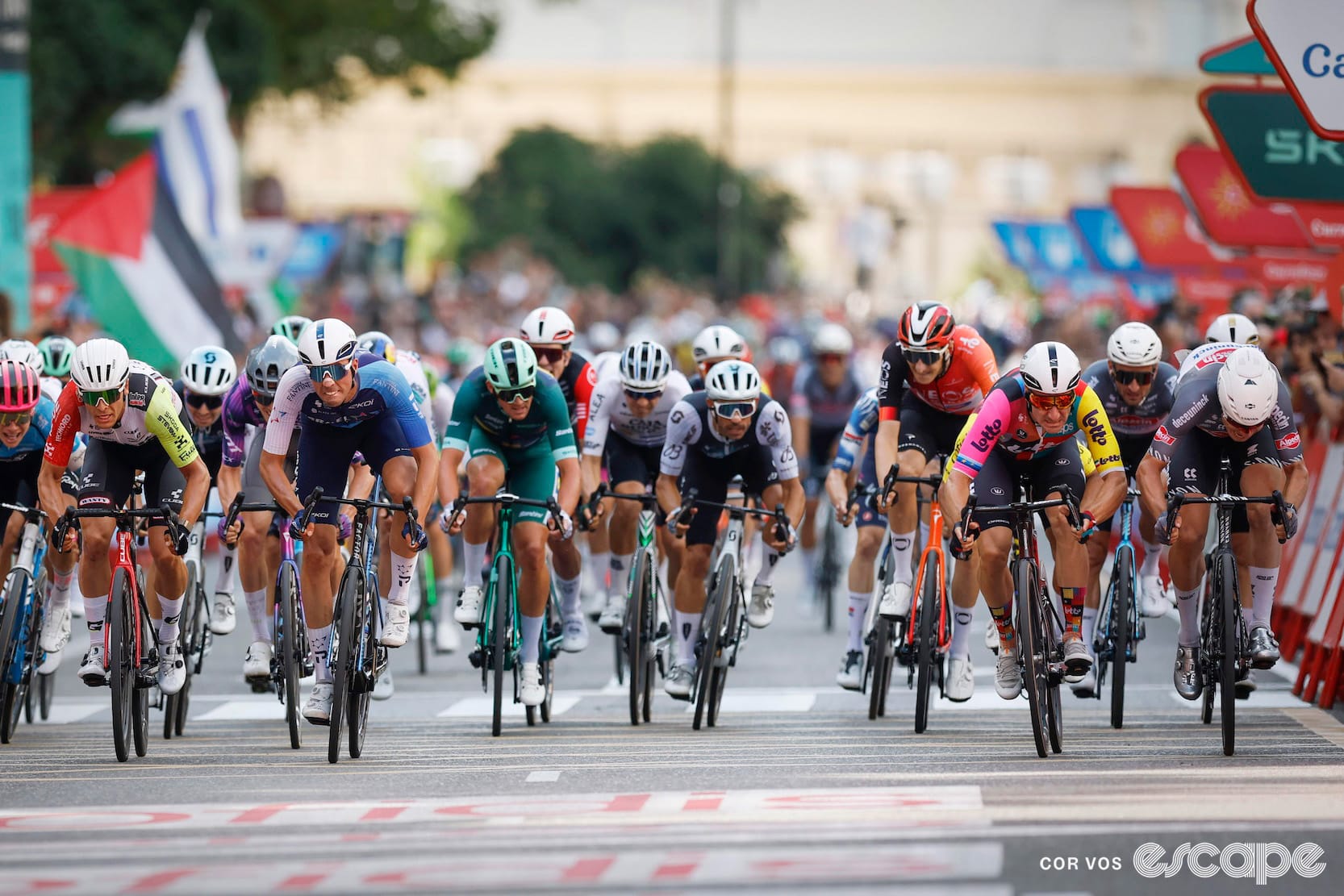 Philipsen doubles up in busy stage 8 sprint at the Vuelta