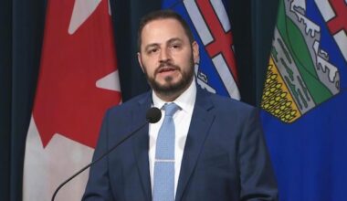 Education minister says union 'playing politics' with Alberta students over strike threat