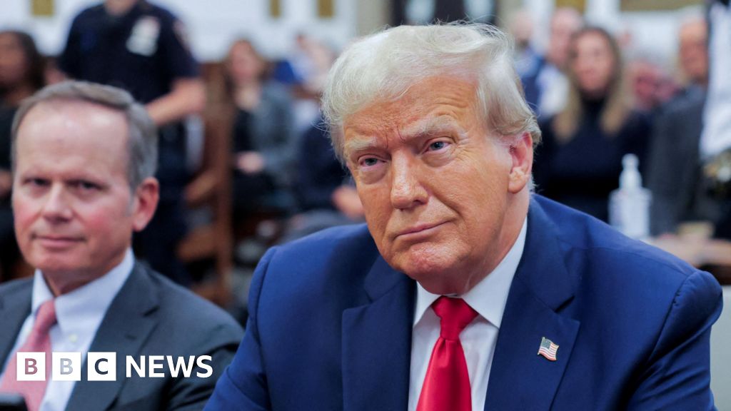 Appeals court throws out Trump's $500m civil fraud penalty