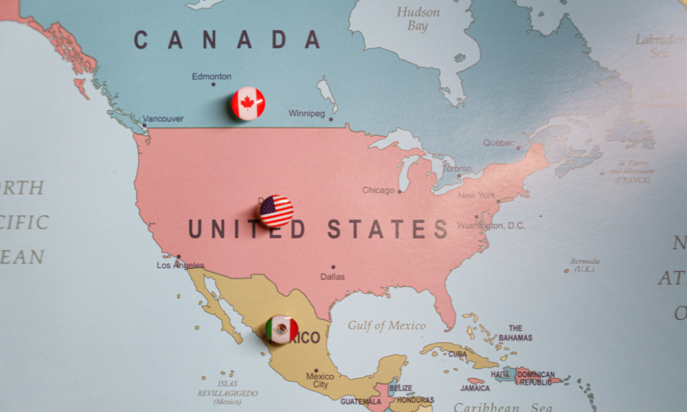 Canada hit with 35% tariff as Trump delays action on Mexico