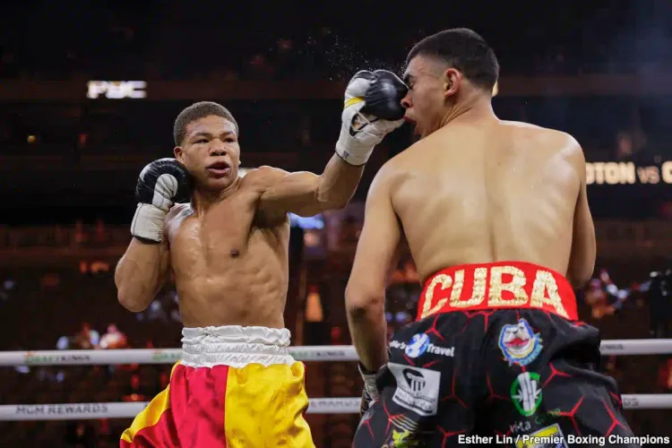 Floyd Mayweather ready to put up money to make Curmel Moton vs. Lamont Roach title fight