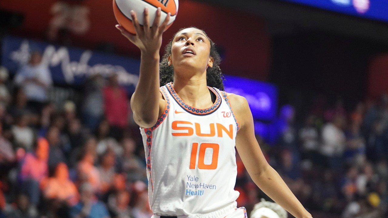 Sun beat Mystics to end 13-game road losing streak