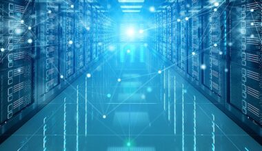 The Future of Quantum Data Centers: Resilience and Risk