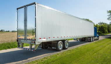 ECONOMIC TRUCKING TRENDS: Spot market rates and truck tonnage improved, while trailer orders fell sharply