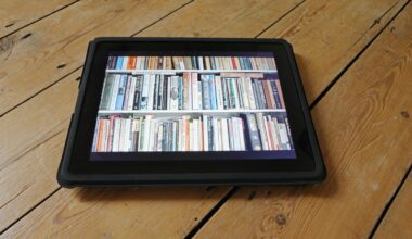 using an e-reader to read a book