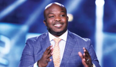 Tim Bradley Brands Former World Champion ‘A Bum’ After Latest Performance: “You Looked Terrible”