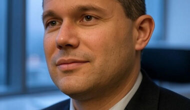 Democratizing Scalable Computing for Enterprises