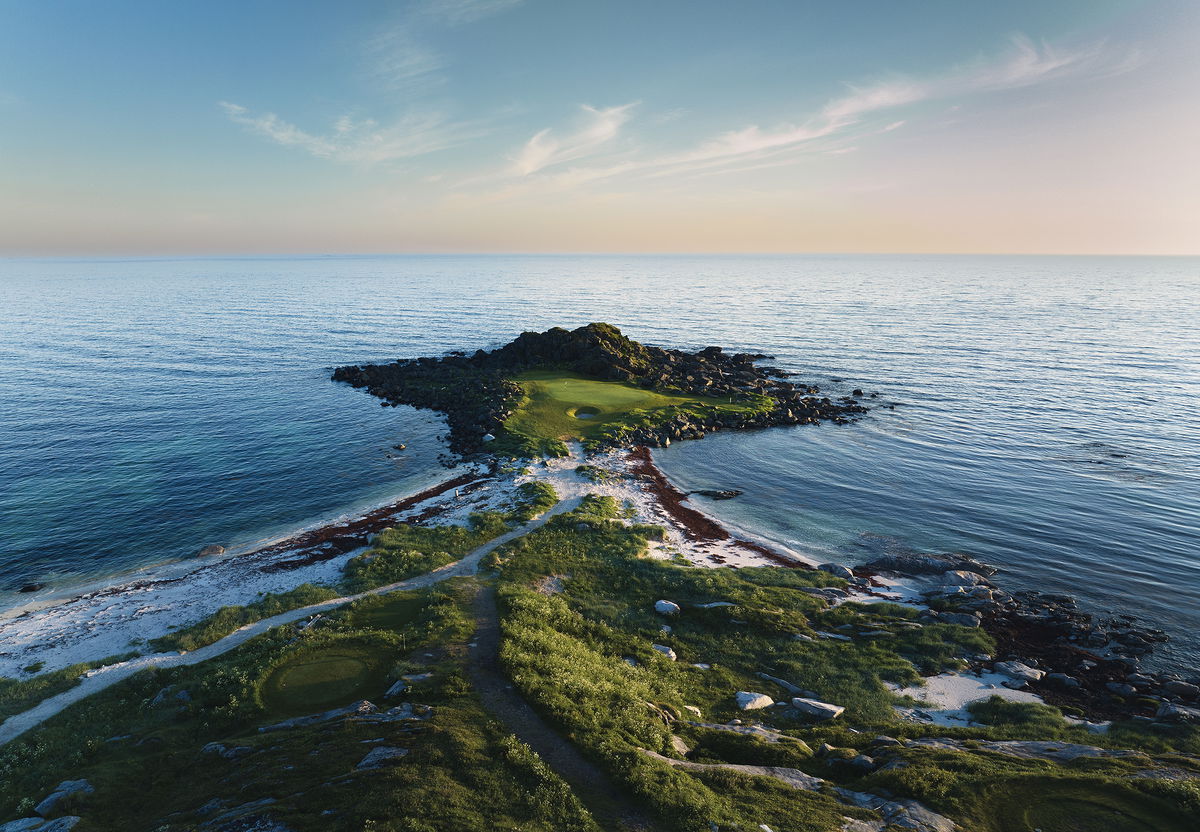 World class golf meets the Northern Lights at Lofoten Links
