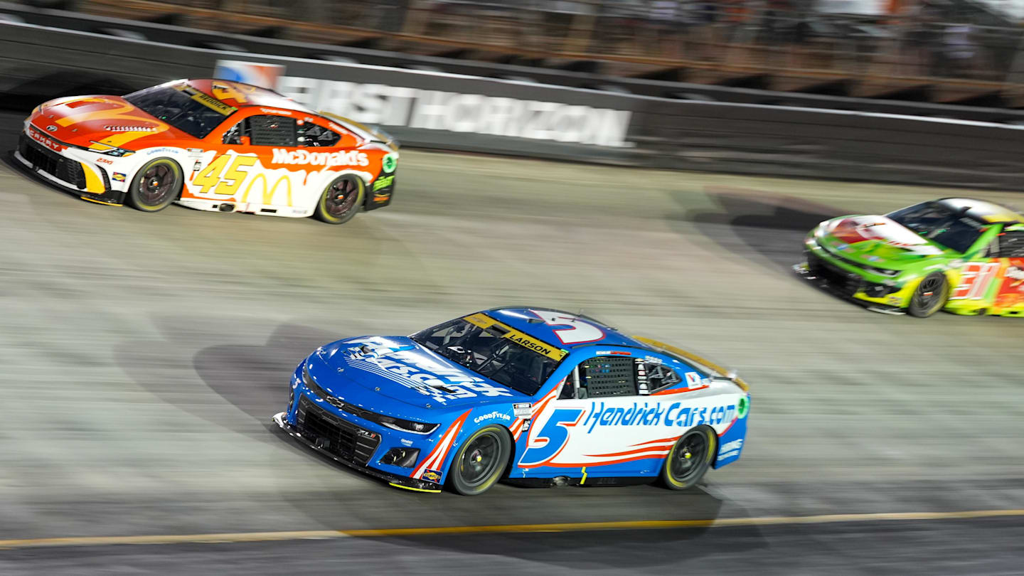 Bass Pro Shops Night Race at Bristol