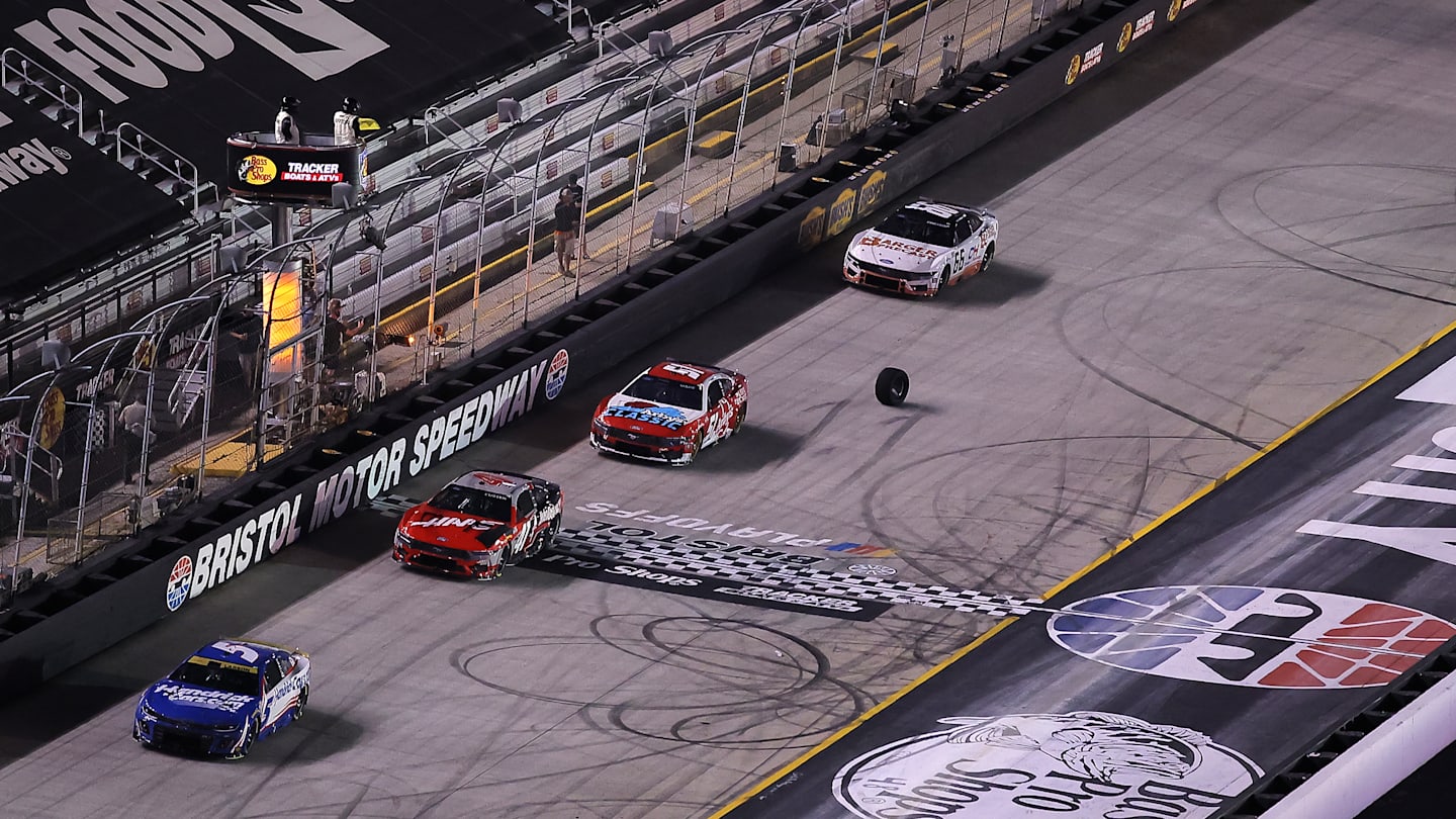 Kyle Larson, Cole Custer, Cody Ware, Chad Finchum, Bristol Motor Speedway, NASCAR