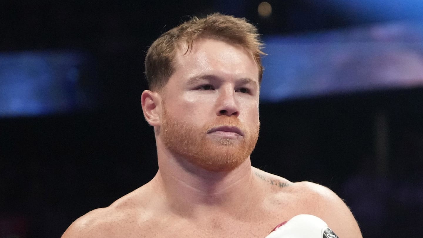 Legendary Ex-Mike Tyson Trainer Urges Canelo Alvarez To Retire