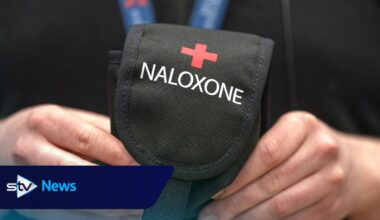 Nitazenes in drug supply lead to minister’s ‘life-saving’ naloxone plea