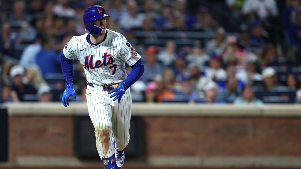 Mets place INF Brett Baty on IL with strained right oblique