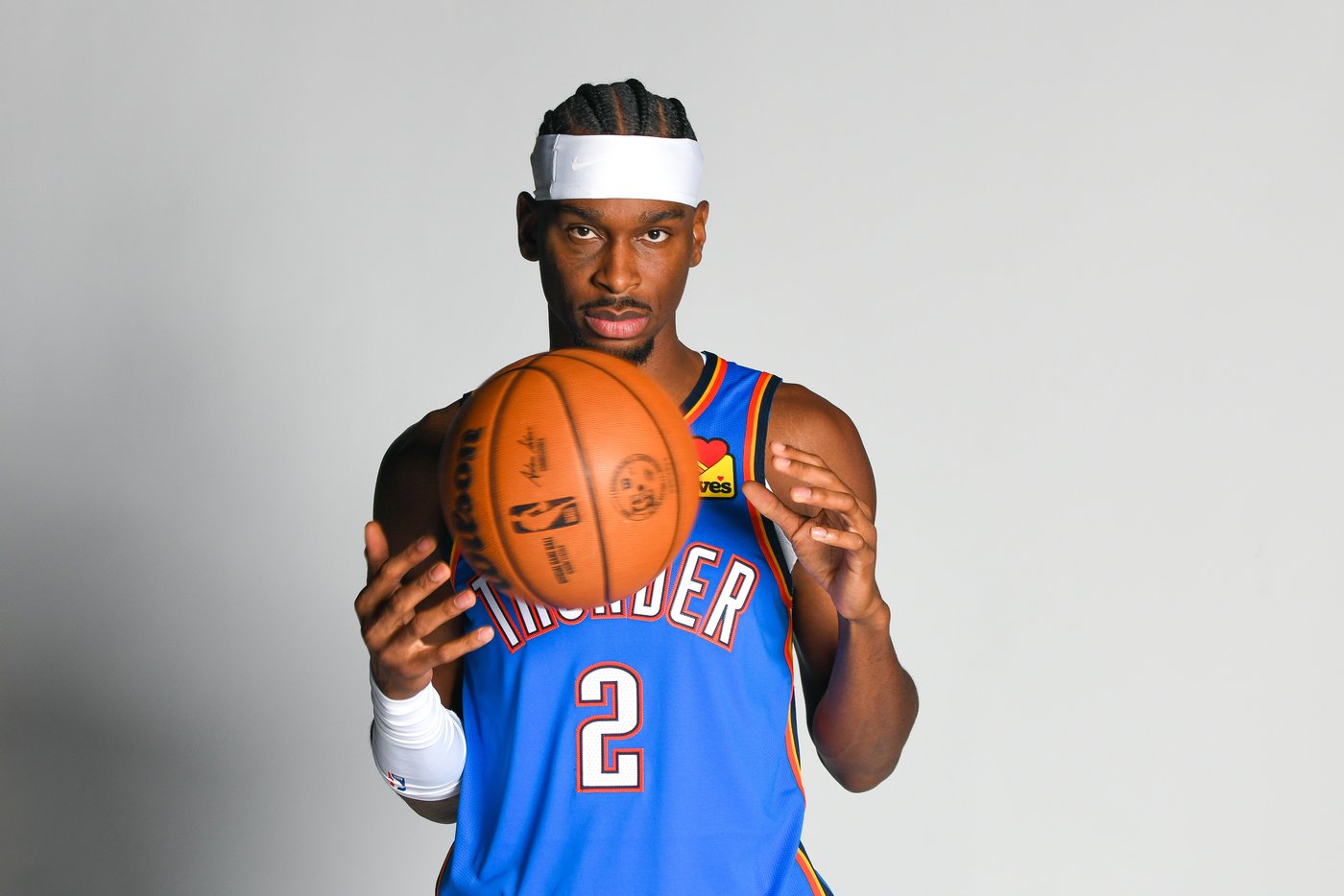 Shai Gilgeous-Alexander and the Thunder aim to defend their NBA title with familiar faces
