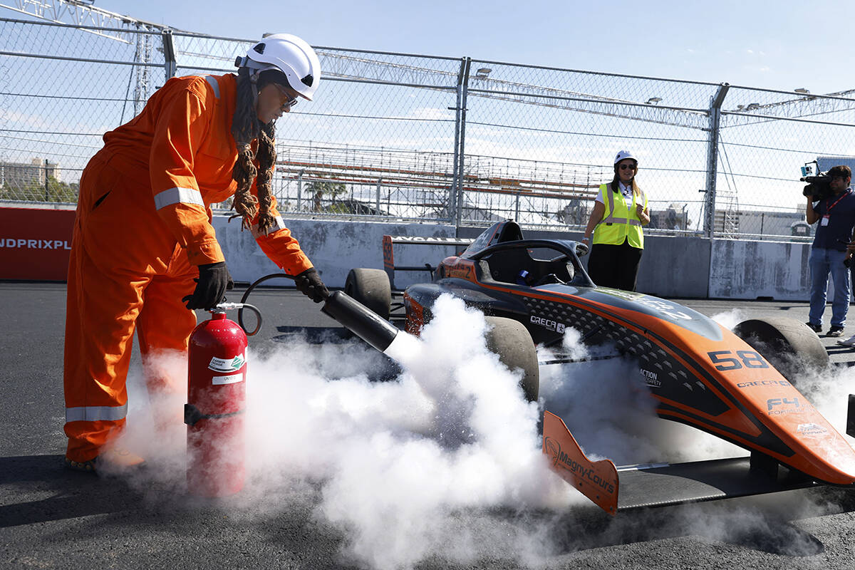 Las Vegas Grand Prix officials took 3100 applications for local marshals training | Formula 1 | Sports