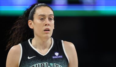 Breanna Stewart Will Be Game-Time Decision for Liberty-Mercury Playoffs G2 amid Injury