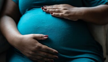 What doctors say about taking acetaminophen while pregnant after Trump's autism claims