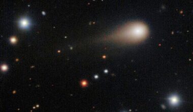 Telescope reveals a growing tail on the comet that’s visiting from another star