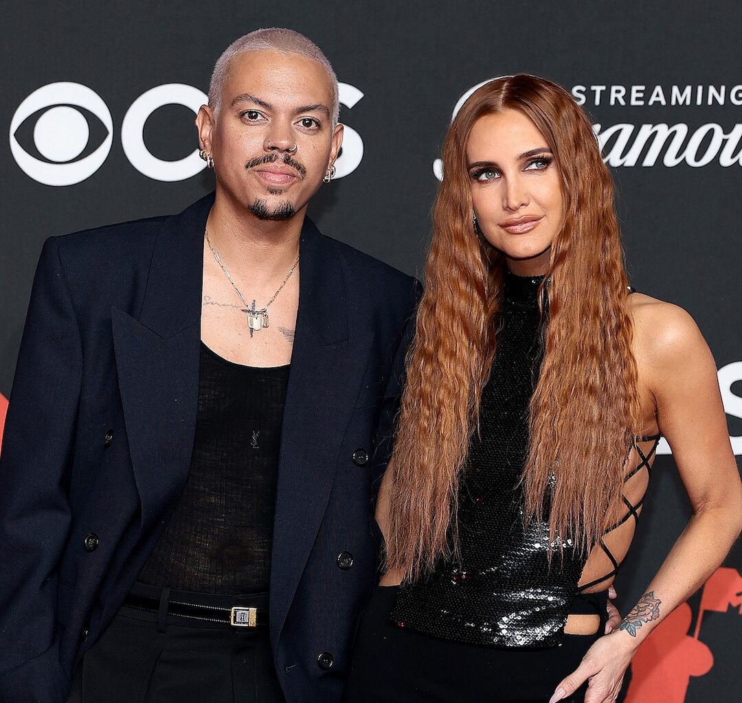 Ashlee Simpson Red Carpet Interview on Evan Ross