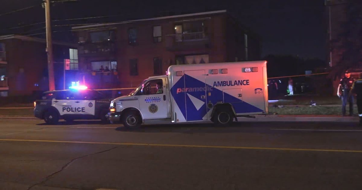 Male stabbed in North York, suspect at-large