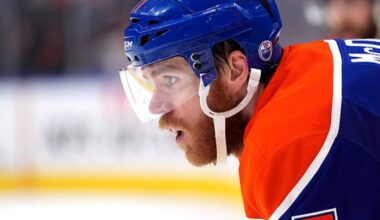 Stan Bowman speaks confidently on Connor McDavid negotiations at Edmonton Oilers media availabilities