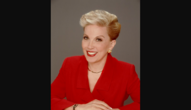 Dear Abby: Should I tell the party hosts about my dietary restrictions?